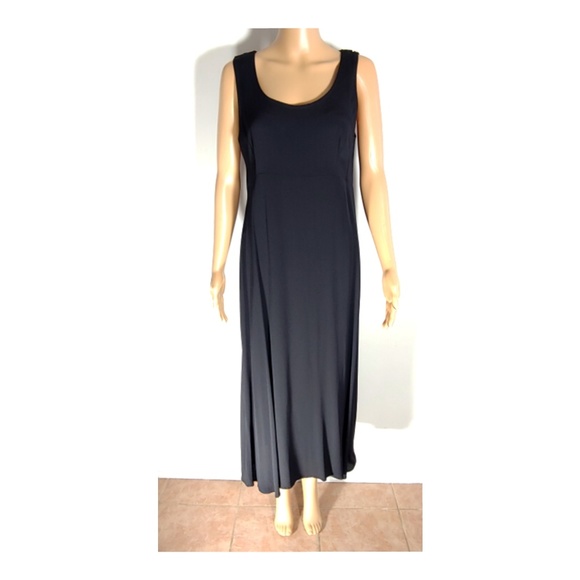 Rabbit Rabbit Rabbit Dresses & Skirts - 🌹 Black dress!😍
